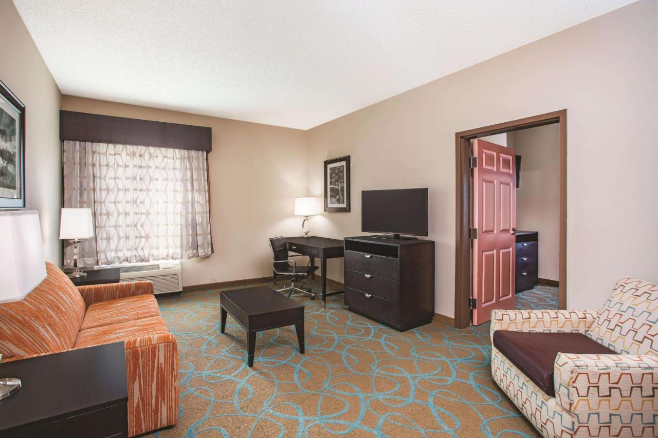 Hotel La Quinta By Wyndham Kingsland/Kings Bay Naval B Extérieur photo